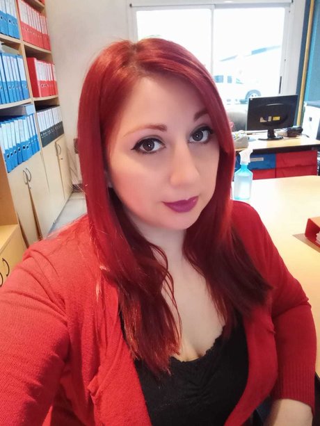 Foto di nudo di fuga di OnlyFans di Sanzsofya83
