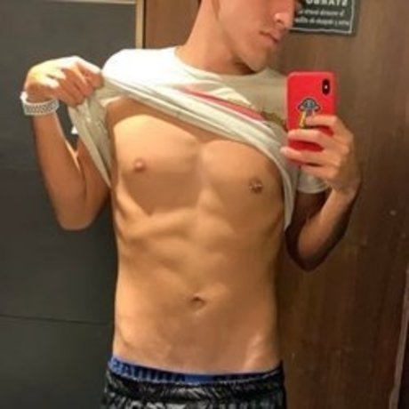 Foto di nudo di fuga di OnlyFans di Santi Blls
