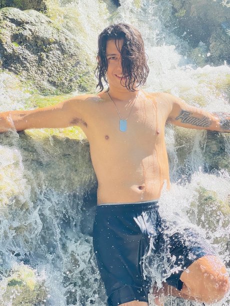 Foto di nudo di fuga di OnlyFans di Shay Snchez Castillo