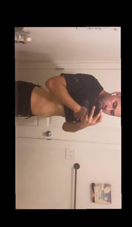 Foto di nudo di fuga di OnlyFans di Samyo Blanco