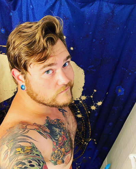 Foto di nudo di fuga di OnlyFans di Ryan Muninn