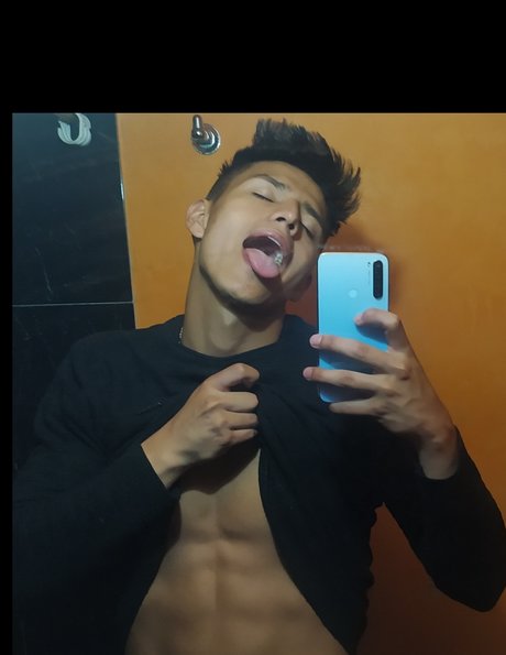 Foto di nudo di fuga di OnlyFans di Ryan Marquez
