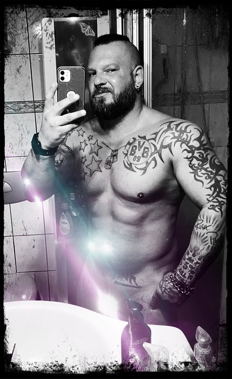 Foto di nudo di fuga di OnlyFans di El Papi