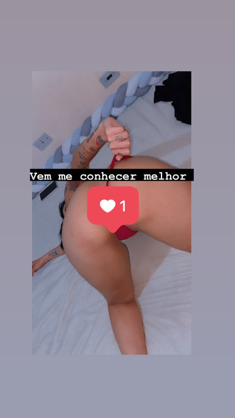 Foto di nudo di fuga di OnlyFans di Samara Senna