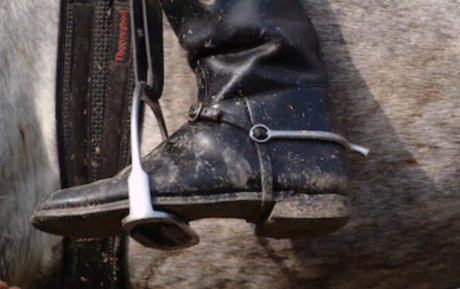 Foto di nudo di fuga di OnlyFans di Riding Boots