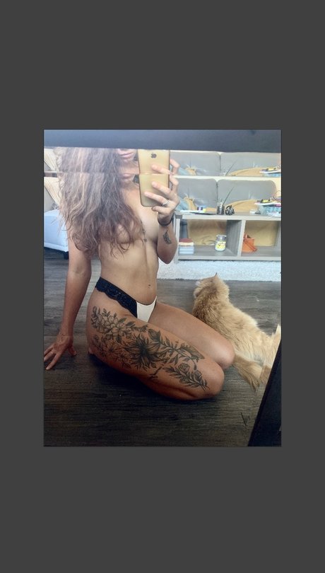 Foto di nudo di fuga di OnlyFans di Scarlett Jordan