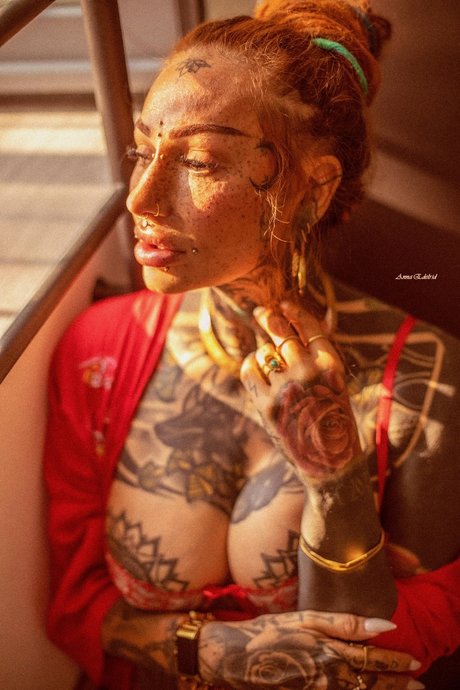Foto di nudo di fuga di OnlyFans di Scarlett Daliha