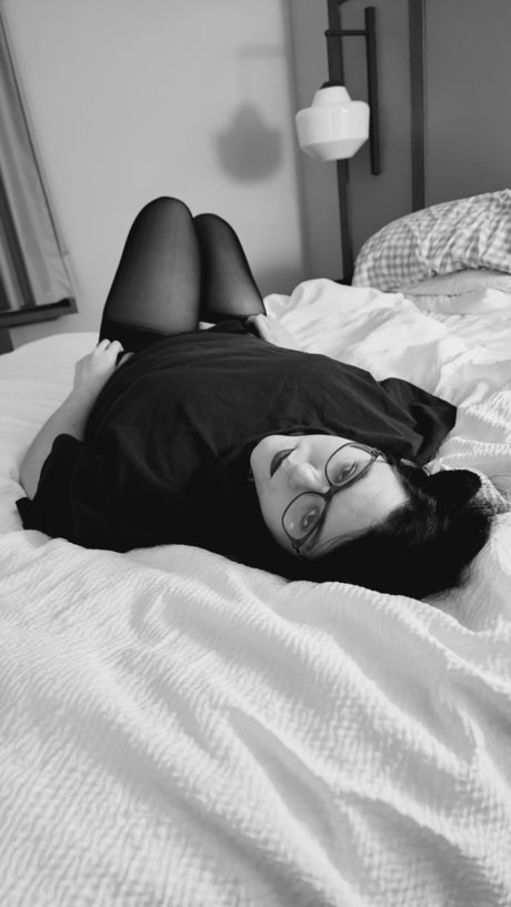 Foto di nudo di fuga di OnlyFans di Savy