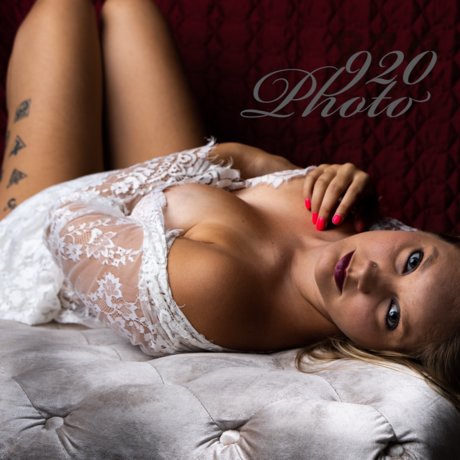 Foto di nudo di fuga di OnlyFans di Savannah Star