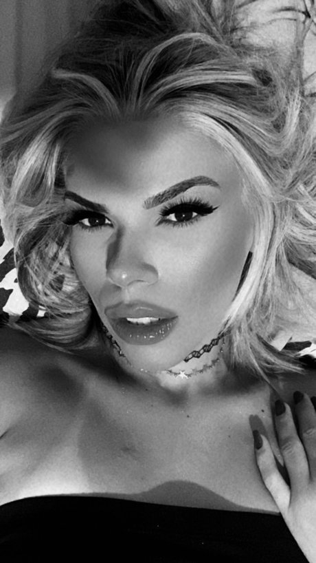 Foto di nudo di fuga di OnlyFans di Shantal
