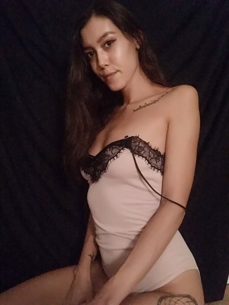 Foto di nudo di fuga di OnlyFans di Aurora Xxx