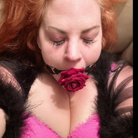 Foto di nudo di fuga di OnlyFans di Thehottestmiilf