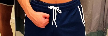 Foto di nudo di fuga di OnlyFans di Satishibigdick