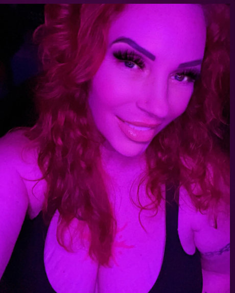 Foto di nudo di fuga di OnlyFans di Sativa