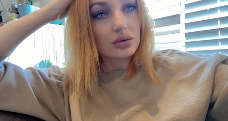 Foto di nudo di fuga di OnlyFans di Soph
