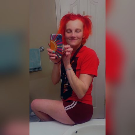 Foto di nudo di fuga di OnlyFans di Kasey Queen