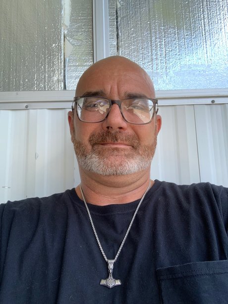 Foto di nudo di fuga di OnlyFans di Ted