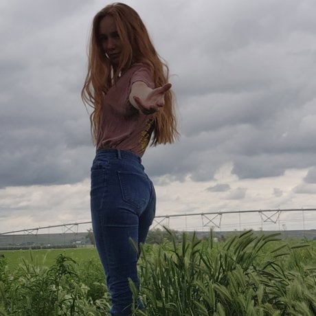 Foto di nudo di fuga di OnlyFans di Salem Rose A