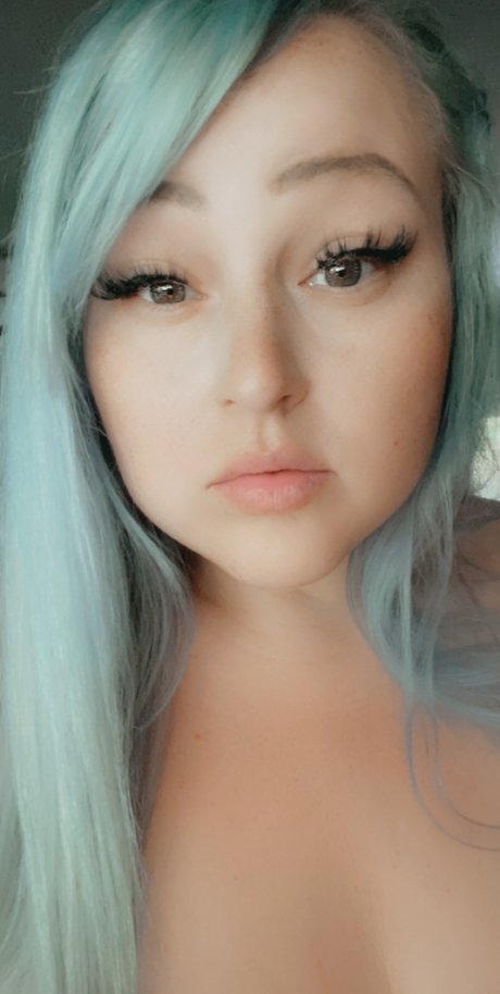 Foto di nudo di fuga di OnlyFans di Courtney