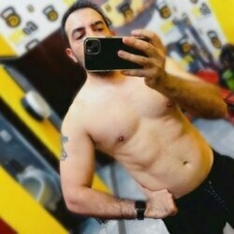Foto di nudo di fuga di OnlyFans di Henry