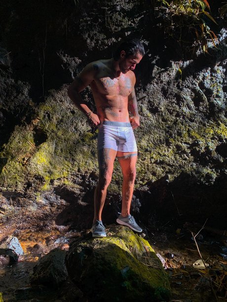 Foto di nudo di fuga di OnlyFans di Yorgi Torres