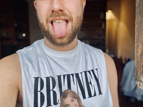 Foto di nudo di fuga di OnlyFans di The Professor