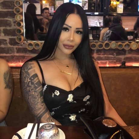 Foto di nudo di fuga di OnlyFans di Ivy Rose
