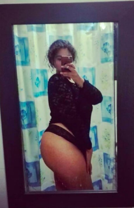 Foto di nudo di fuga di OnlyFans di Lady Godiva