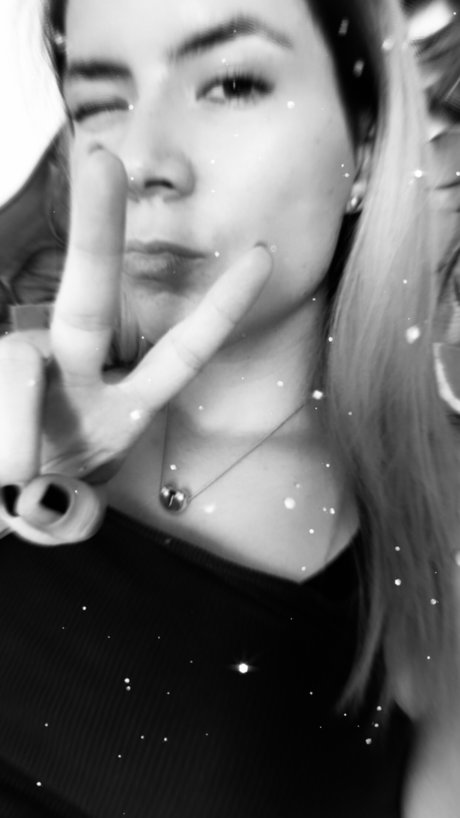 Foto di nudo di fuga di OnlyFans di Ana