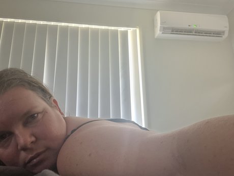 Foto di nudo di fuga di OnlyFans di Allie Jay