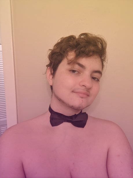 Foto di nudo di fuga di OnlyFans di Lord Faelyx