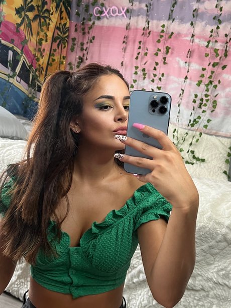 Foto di nudo di fuga di OnlyFans di Hana