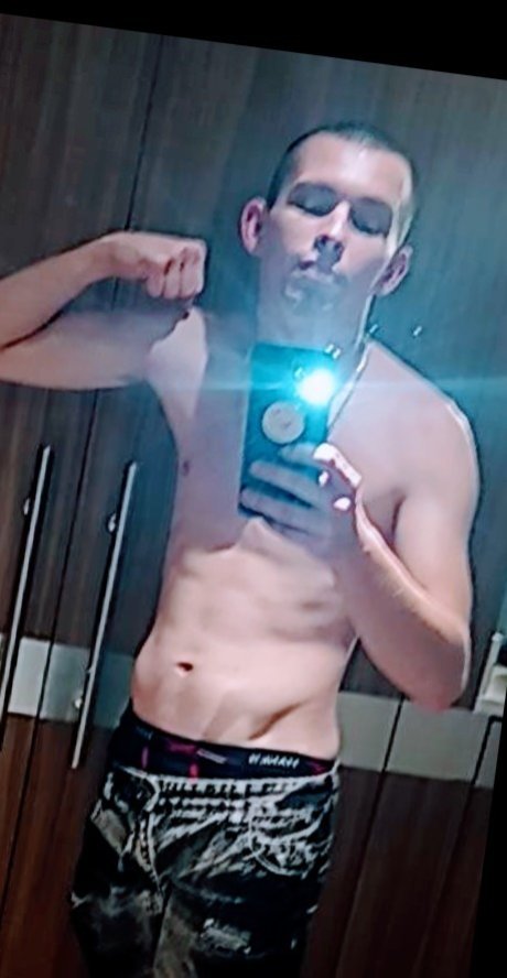 Foto di nudo di fuga di OnlyFans di Daddyb
