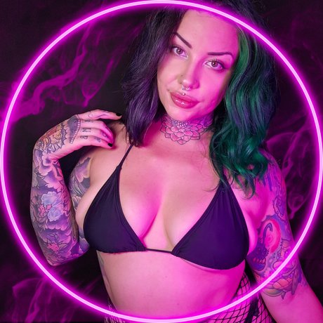 Foto di nudo di fuga di OnlyFans di Dahlia Dee 