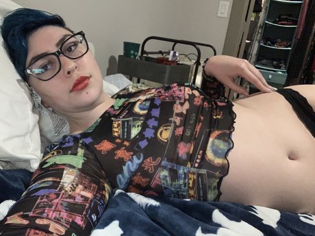 Foto di nudo di fuga di OnlyFans di Snack Queen