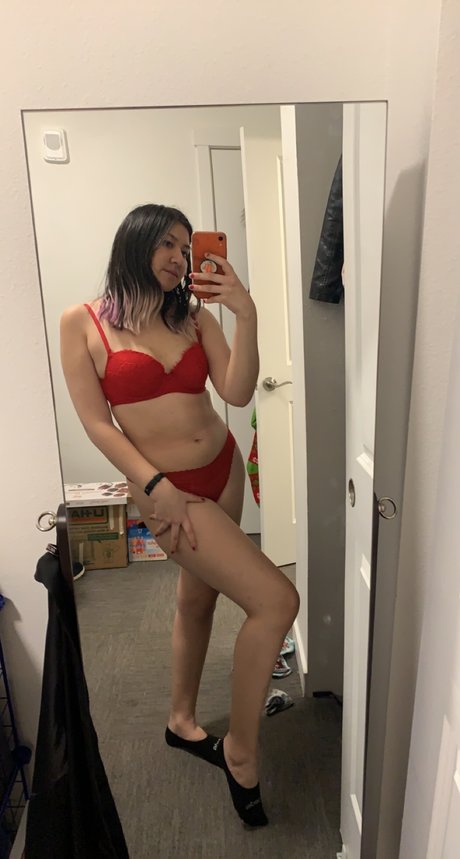 Foto di nudo di fuga di OnlyFans di Yuki Onna