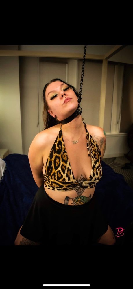 Foto di nudo di fuga di OnlyFans di Queenb