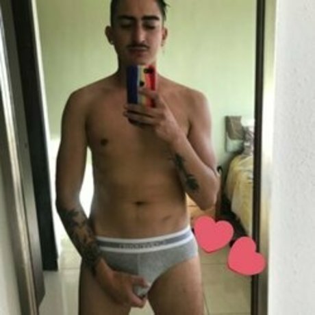 Foto di nudo di fuga di OnlyFans di Thomas Matus