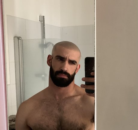 Foto di nudo di fuga di OnlyFans di Zaheer