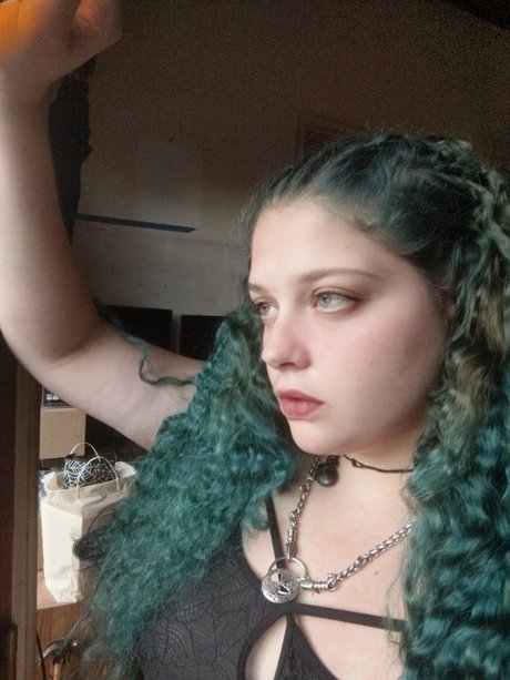 Foto di nudo di fuga di OnlyFans di Shadow