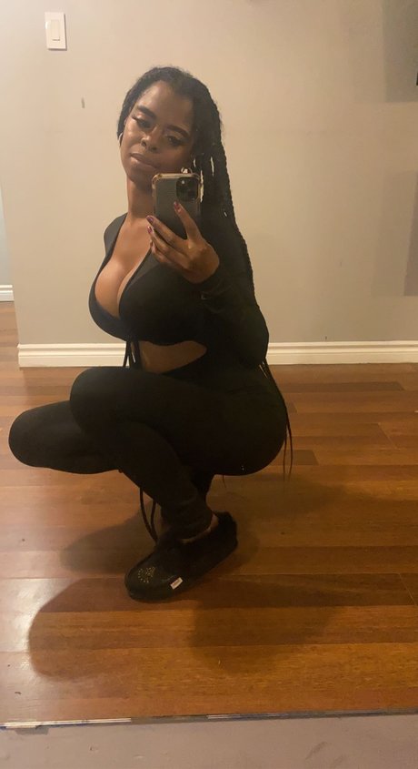 Foto di nudo di fuga di OnlyFans di Tashabanks