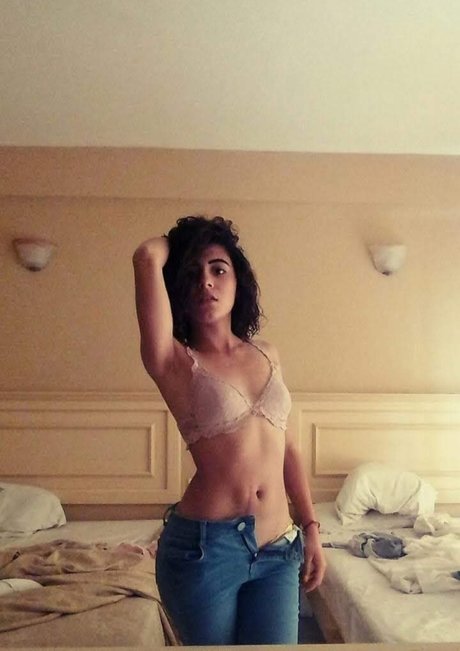 Foto di nudo di fuga di OnlyFans di Yamil