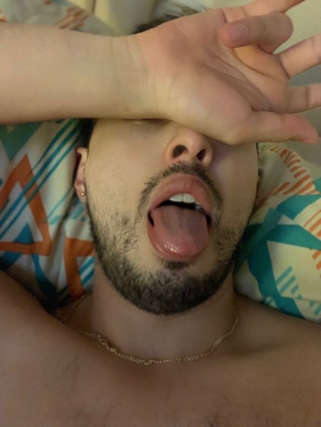 Foto di nudo di fuga di OnlyFans di Eros