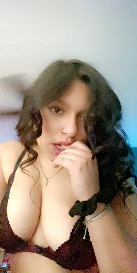 Foto di nudo di fuga di OnlyFans di Z S