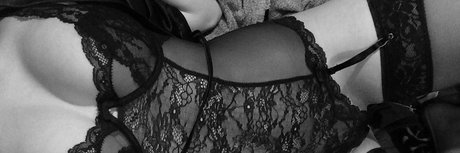 Foto di nudo di fuga di OnlyFans di Sabrina 
