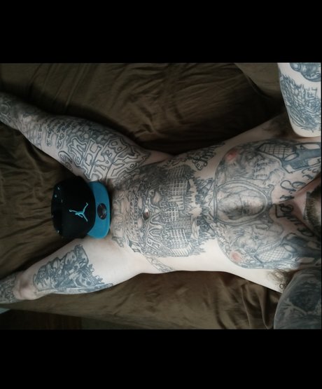 Foto di nudo di fuga di OnlyFans di Rob