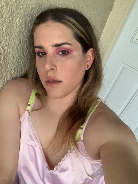 Foto di nudo di fuga di OnlyFans di Petra