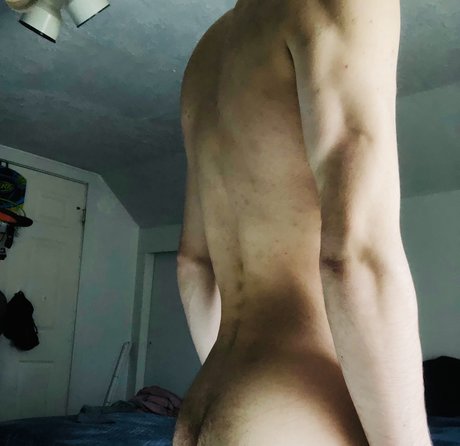 Foto di nudo di fuga di OnlyFans di Tristen Walker
