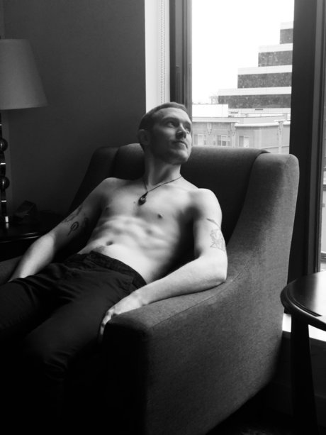 Foto di nudo di fuga di OnlyFans di Austin