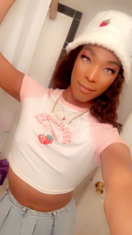 Foto di nudo di fuga di OnlyFans di Tsbambii